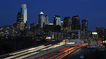 Philadelphia_Pennsylvania_skyline_at_night